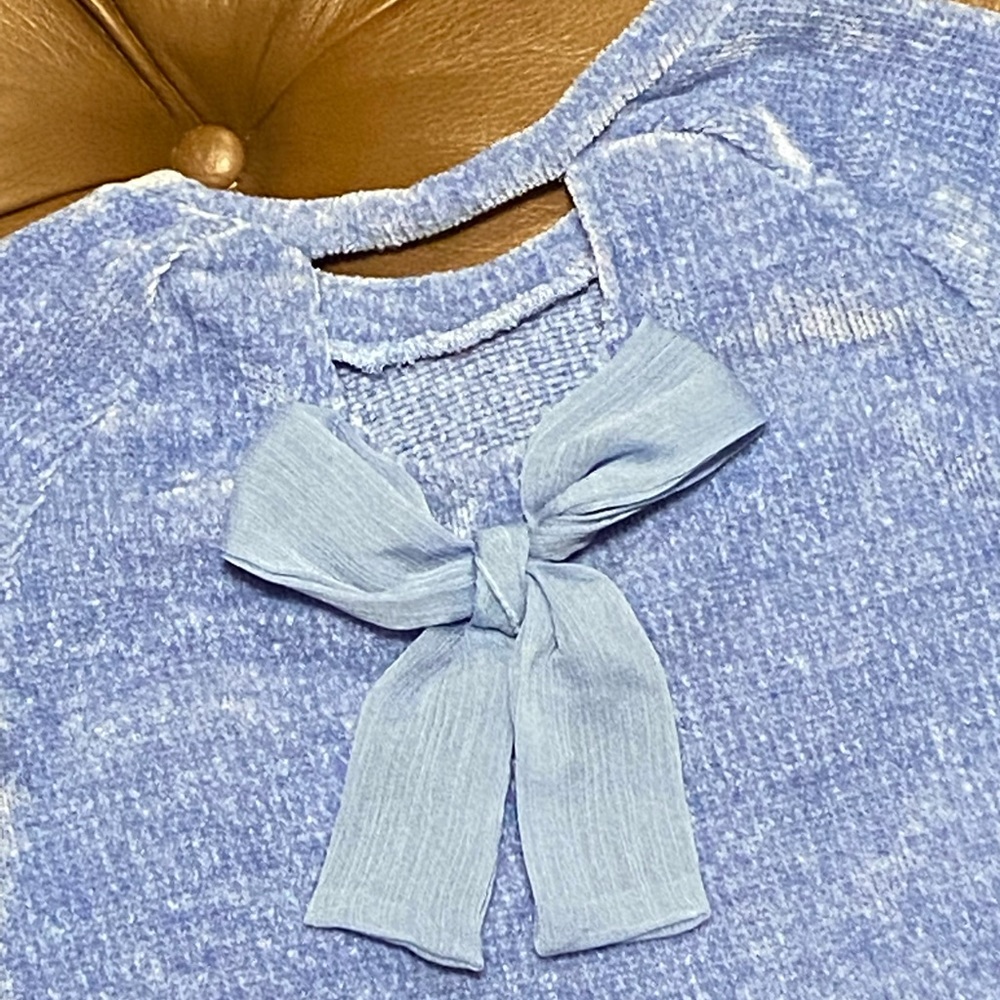 Jessica Simpson soft blue sweater girls size medium. Like new!